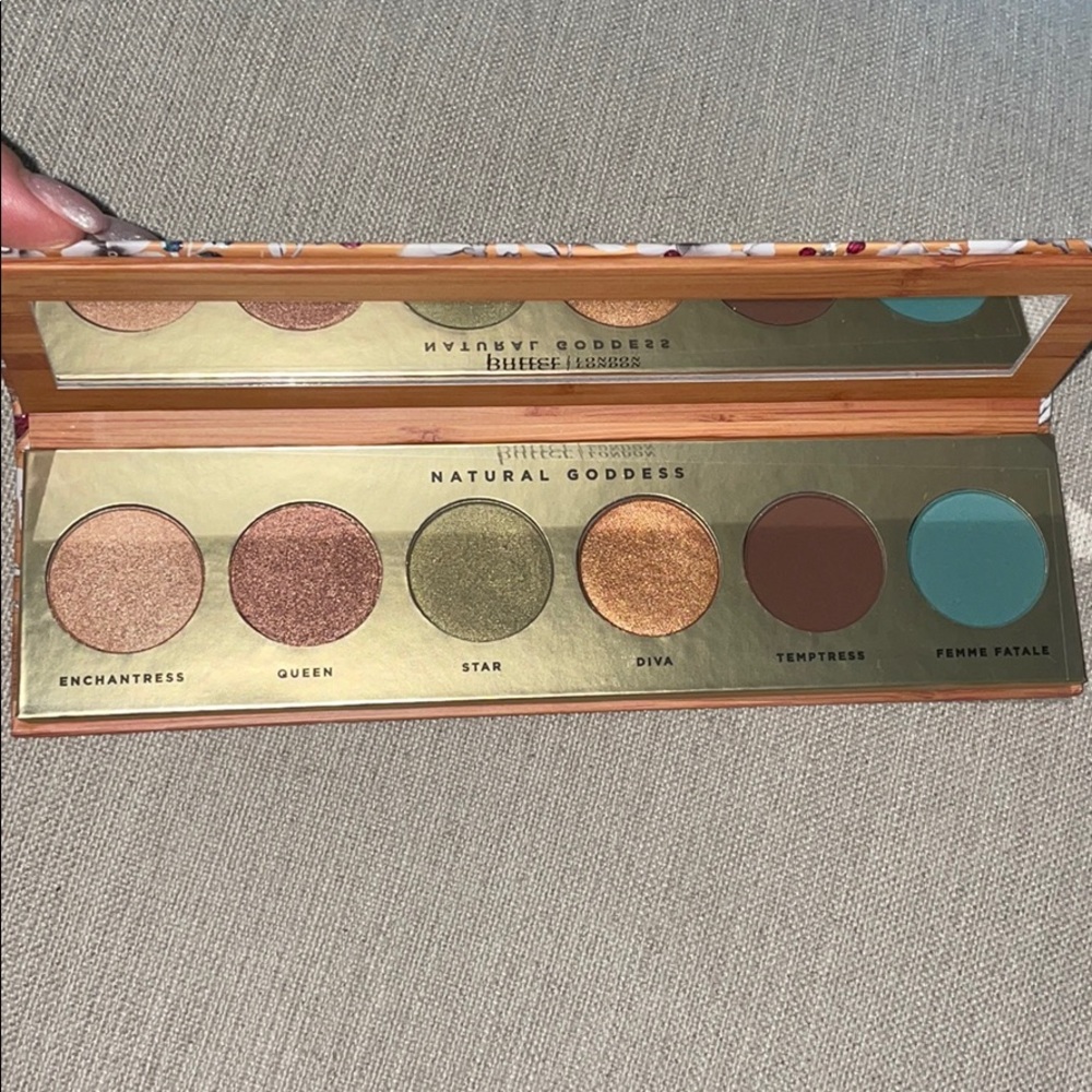 Butter eyeshadow pallet